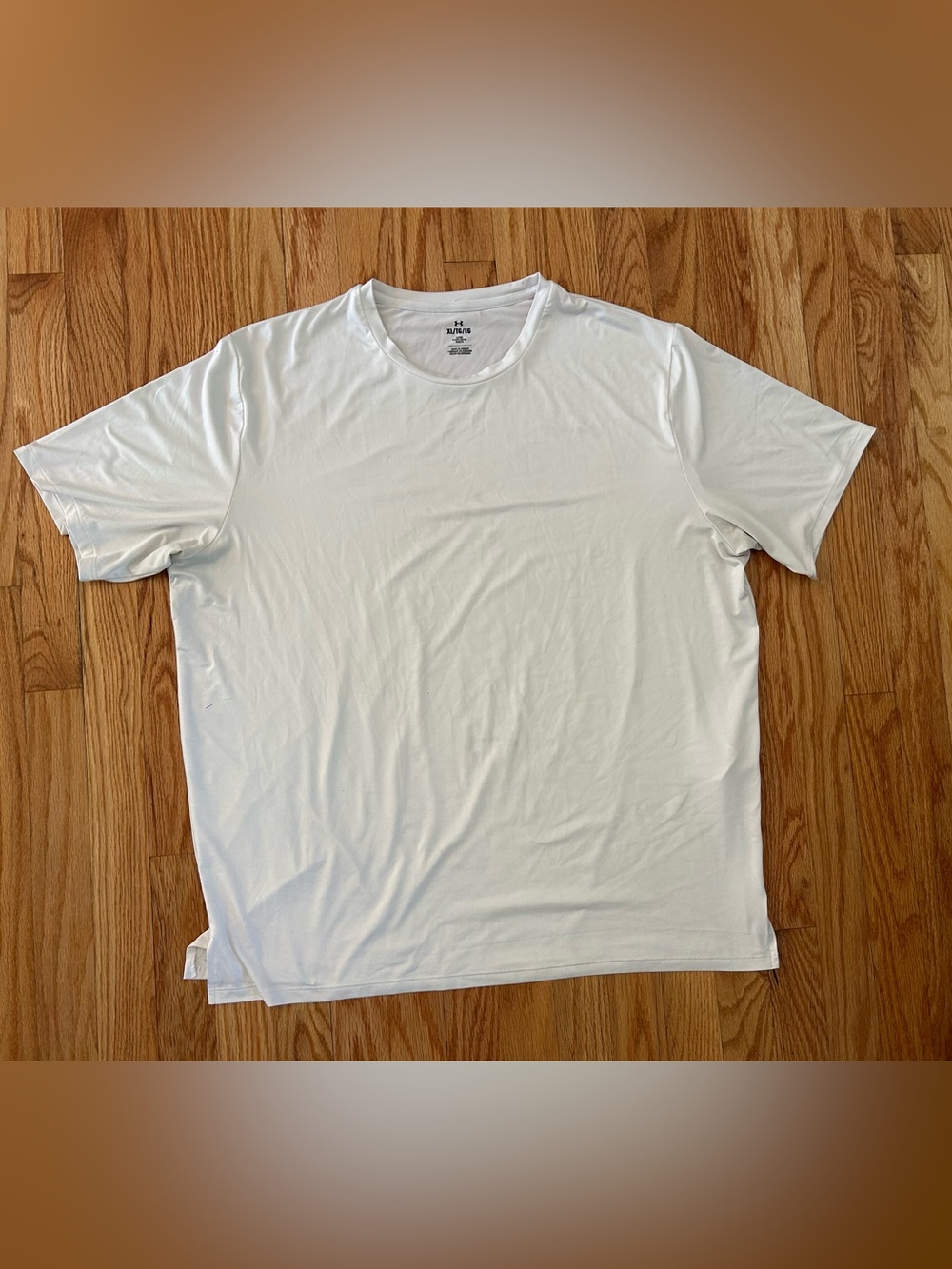 Under Armour White Short Sleeve Performance Crew Tee- XL